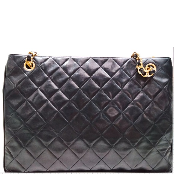 CHANEL CC Charm Matelasse Chain Tote Bag Leather Black - Picture 2 of 13